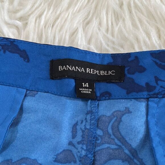 Banana Republic Blue Bermuda Shorts Floral Elegance Size 14 - Picture 6 of 10